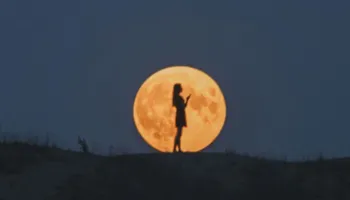 Hëna e plotë e shkurtit, këto tre shenja të zodiakut do të marrin një vendim të rëndësishëm më datë 1