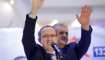 Hoti kërkon karrigen e Abdixhikut: Do garoj për kryetar të LDK-së!