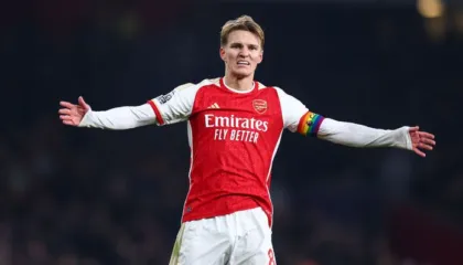 “Humbëm një ndeshje por jo shpresën për titull, jemi ende të parët në Premier League”