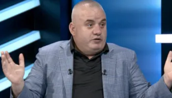 I ARRESTUAN DJALIN, FLET GAZETARI ARTAN HOXHA