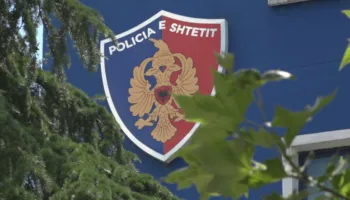 “I bie që na e ka fut Danjeli për atë…”/ Zbardhet dosja e SPAK për 3 policët në Orikum, si i morën 2.7 milionë lekë qytetarit!