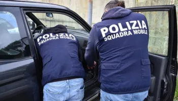 I dënuar më parë për drogë, i riu shqiptar arrestohet sërish në Itali, policia gjatë kontrollit  në apartament i gjen..