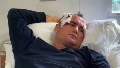 I riu dhunohet nga polici në Fier: I komentova motrës së tij në Facebook je bërë shumë e bukur