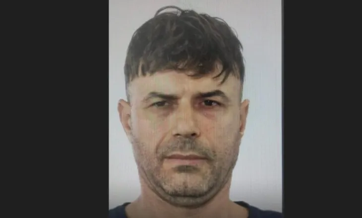 I shpëtoi dy atentateve me armë në Tiranë dhe Gjirokastër, e shkuara e errët e Jani Aliajt! U vra sot në burgun e Koridhalos