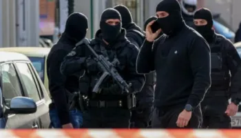 I vendosën tritol diskotekës në Greqi, arrestohen dy vëllezërit shqiptarë. Dëshmia: 5 mijë euro për ta shpërthyer