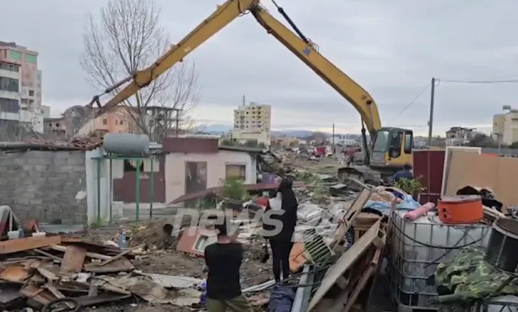 IKMT kërkon t’u prishë banesat, 16 familje rome janë në qiell të hapur. U refuzohet shtyrja e vendimit