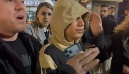 Ilir Proda falenderon policët që dhunuan pa shkak gra e të mitur në protestë