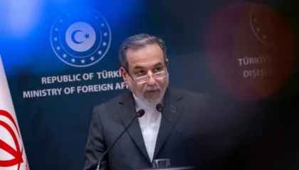 Irani i gatshëm për bisedime bërthamore me SHBA-në, por vendos vija të kuqe për raketat