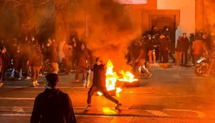 Irani paralajmëron për hakmarrje nëse Trump sulmon, SHBA mund të ndërhyjë brenda 24 orëve