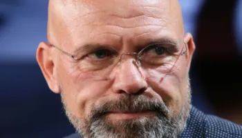 Ironia e Manjanit: Sot Rama udhëton për në Amerikë me një avokat…