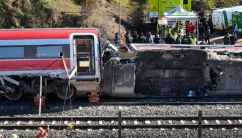 Ishin nisur për të parë një shfaqje muzikore, shuhet familja në aksidentin tragjik të trenave, shpëton mrekullisht vetëm 6-vjeçarja