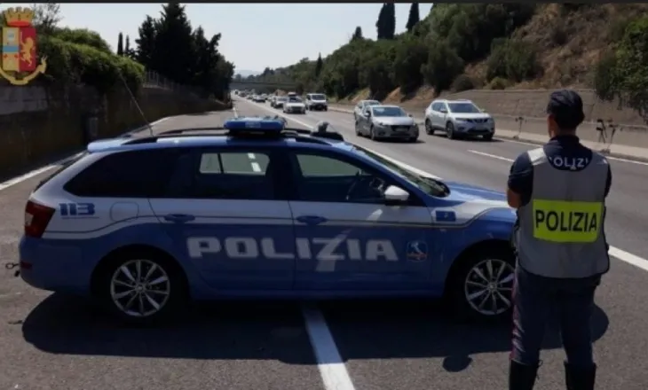 Itali/ ‘Audi’ përplaset me një kamion, humb jetën tragjikisht 20-vjeçari shqiptar