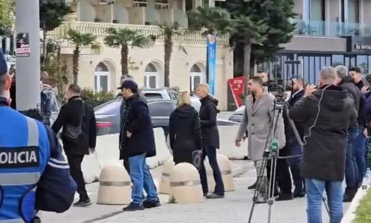 Ivanka Trump në ditën e dytë në Vlorë, shkon sërish në Manastirin e Zvërnecit