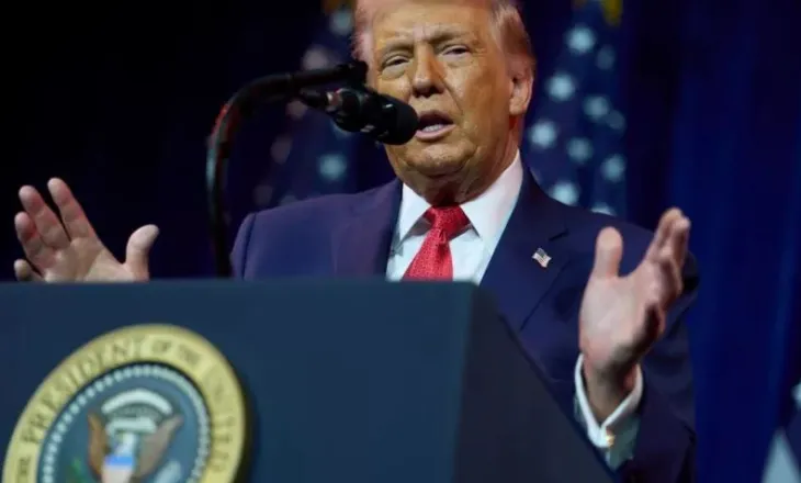 “Jam mbret i tarifave”/ Kërcënon Trump: Mund t’i vendos për vendet që s’bien dakord për Groenlandën