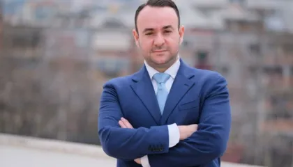 Janë 5 ditët e fundit të pushtetit/ Balliu fton qytetarët në protestën e datës 24 janar: Mos u mashtroni