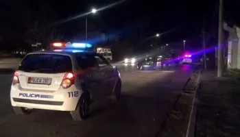 Java e kontrolleve: 6 të arrestuar për alkool dhe dhjetëra makina merren me karrotrec në Tiranë