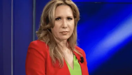 Je i përbuzshëm dhe tejet turpërues/ Kokalari sulmon Berishën pas protestës me molotovë: Dhunë katundarësh