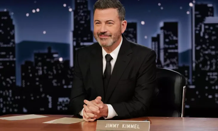 Jimmy Kimmel fiton Critics Choice Award dhe flet për vitin më të vështirë të emisionit të tij