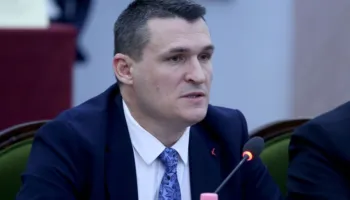 Jo vetëm drejtues i sektorit të marrëdhënieve juridiksionale me jashtë, sot Dumani merr ‘dritë jeshile’ për një tjetër rol