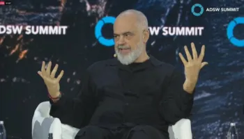 “Ju mendoni se jeni pasardhës të Platonit dhe Aristotelit, por…”, mediat greke: Rama sulmon verbalisht gazetarin grek