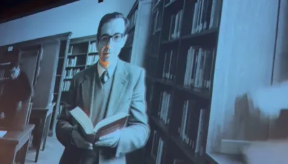 Kadare në epokën e AI: homazh digjital në Korçë