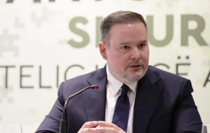 Kadastra e Vlorës në Tiranë, ministri Demo: Shërbimet ofrohen online nga E-Albania