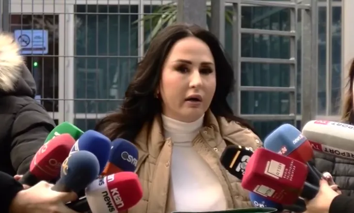 Kallëzohet në SPAK kryebashkiakja e Durrësit, PD: Rama kreu i grupit kriminal, së shpejti dalin videot…