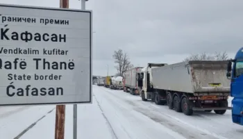 Kamionët do të bllokojnë të gjitha pikat kufitare të Maqedonisë së Veriut të hënën