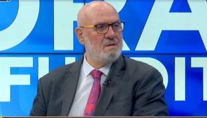 “Kanë tentuar t’i vrasin djalin”/ Avokati: Së shpejti do dalë dokumenti që sqaron se nuk ka dosje për Irena Gjokën