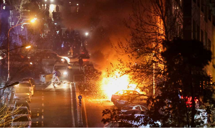 Kasaphanë në Iran, rreth 2 mijë të vrarë në protesta, mbi 10,600 të arrestuar