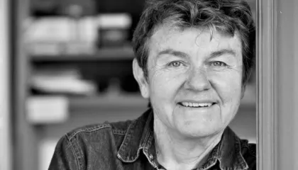 Kay Ryan: Poezia është një lloj paraje