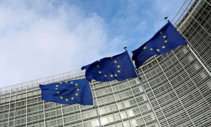 KE-ja pret heqjen e plotë të masave ndaj Kosovës në javët e ardhshme