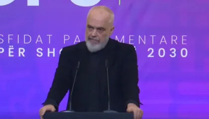 “Kemi filluar punën për prodhimin e dronëve të sofistikuar në vend”/ Rama në mbledhjen me deputetët: Çfarë janë këto, nuk janë përralla që…