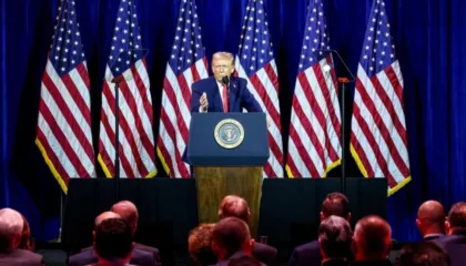 ‘Kemi ushtrinë më vdekjeprurëse e të tmerrshme në tokë’- Kë po paralajmëron Trump?