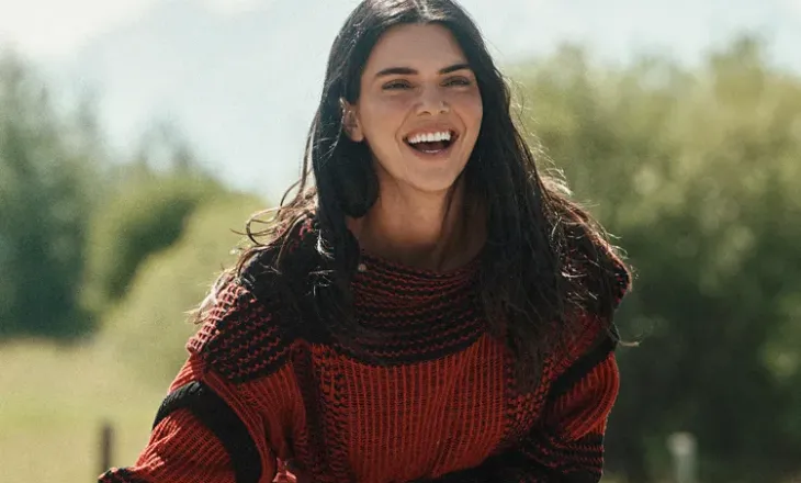 Kendall Jenner sqaron thashethemet: Nuk jam lesbike, por nuk përjashtoj eksperienca