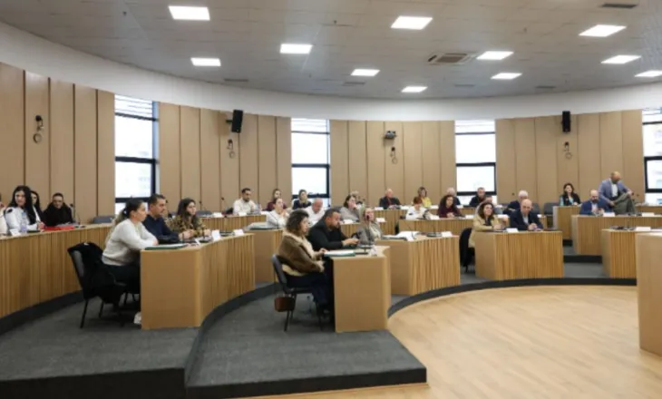 Këshilli Bashkiak Elbasan miraton marrëveshjen e bashkëpunimit për projektin e eficiencës së energjisë