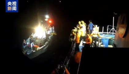 Kina të dielën dorëzoi 17 marinarë filipinas që shpëtoi nga një anije e mbytur