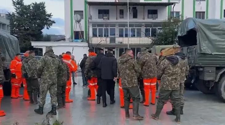 Klos/ Dyshohet se e mori uji i përroit, kërkime për gjetjen e 30-vjeçarit