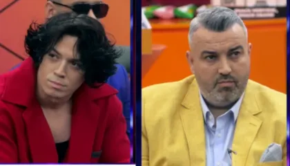 Komentet e rënda të Rogertit, Mali në lot: Ku e merr ti guximin të luash me familjen time