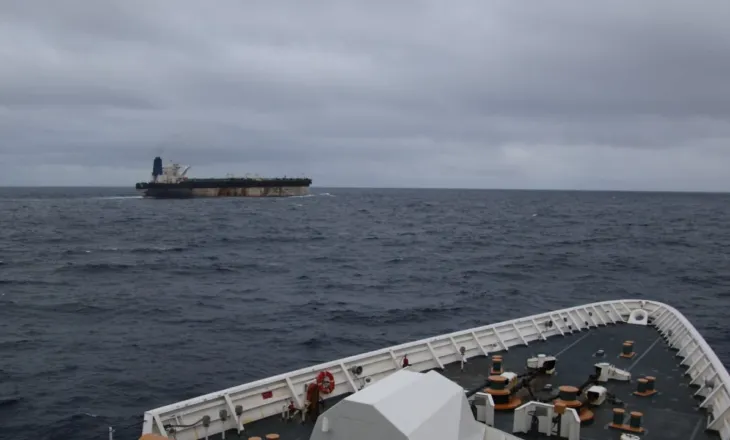 Konfiskimi i cisternës së naftës nga SHBA-të, media shtetërore e ligjvënësit rus: Pirateri e shekullit të 21-të