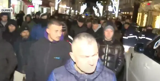 Korrupsioni na mbyti, jo shiu!”, banorët e Durrësit ngrihen në protestë