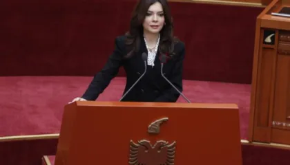 “Kosova dhe Shqipëria, plotësojnë njëra tjetrën”/ Kuvend, Spiropali: 2 shtete sovrane me rrugë të ndryshme por me të…