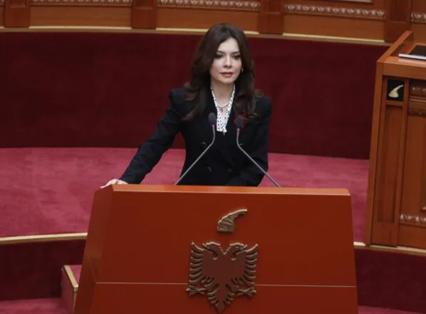 “Kosova dhe Shqipëria, plotësojnë njëra tjetrën”/ Kuvend, Spiropali: 2 shtete sovrane me rrugë të ndryshme por me të…