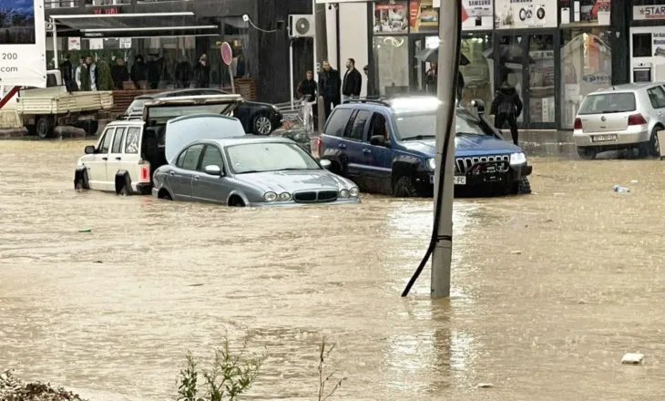 Kosova nën ujë/ Dhjetëra shtëpi dhe biznese të përmbytura dhe banorë të izoluar