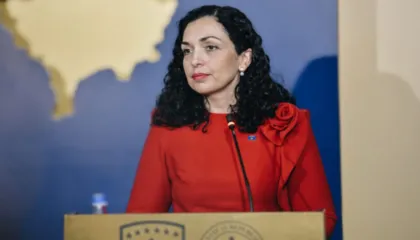 KOSOVA ZYRTARISHT NE BORDIN E PAQES SE TRUMP