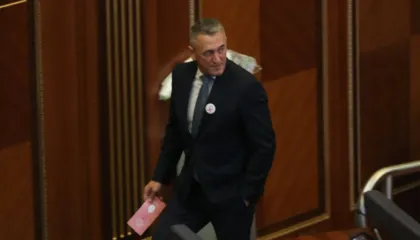 Kosovë/ Kushtetuesja: Zgjedhja e Rashiçit si nënkryetar i Kuvendit ishte antikushtetuese