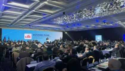 Kosovë, Lumir Abdixhiku dorëzon dorëheqjen para Kuvendit të LDK-së