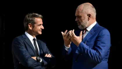 Kritikat në mediat greke, Mitsotakis për Ramën: E njoh prej vitesh, ka mënyrë të veçantë të shprehuri