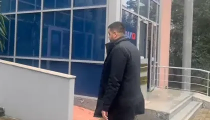 Kryebashkiaku i PS, Rrogozhinë paraqitet në gjykatë/ Apeli do shpallë pas dy javësh vendimin për dënimin e tij