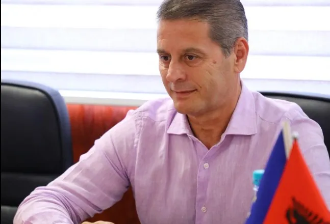 Kryebashkiaku Pjerin Ndreu humb të afërmit në aksident: Ngjarje tronditëse për ne